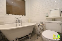 Prospect Road, Dullatur, G68