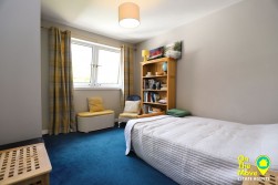 Prospect Road, Dullatur, G68