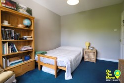 Prospect Road, Dullatur, G68