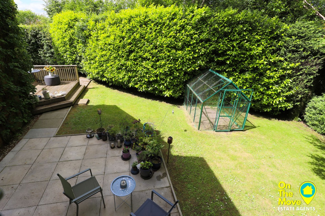 Prospect Road, Dullatur, G68