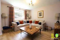 Prospect Road, Dullatur, G68