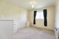 Hazelden Gardens, Glasgow, G44