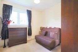 Hazelden Gardens, Glasgow, G44