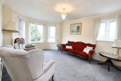 Hazelden Gardens, Glasgow, G44