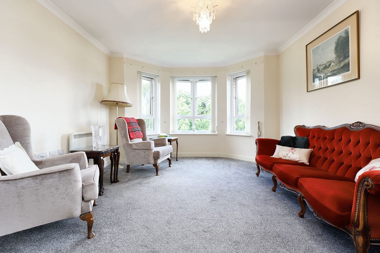 Hazelden Gardens, Glasgow, G44