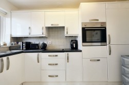 Hazelden Gardens, Glasgow, G44