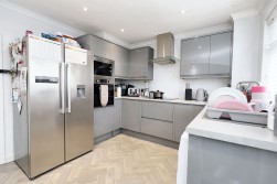 Honeywell Crescent, Chapelhall, ML6