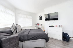 Honeywell Crescent, Chapelhall, ML6