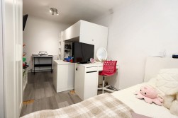 Honeywell Crescent, Chapelhall, ML6