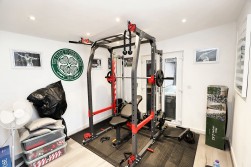Honeywell Crescent, Chapelhall, ML6