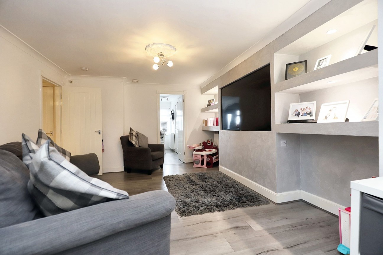 Honeywell Crescent, Chapelhall, ML6