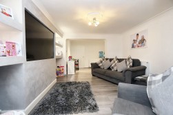 Honeywell Crescent, Chapelhall, ML6