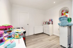 Honeywell Crescent, Chapelhall, ML6