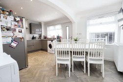 Honeywell Crescent, Chapelhall, ML6