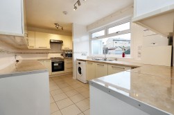 Wye Crescent, Coatbridge, ML5