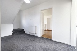Greenfield Crescent, Wishaw, ML2