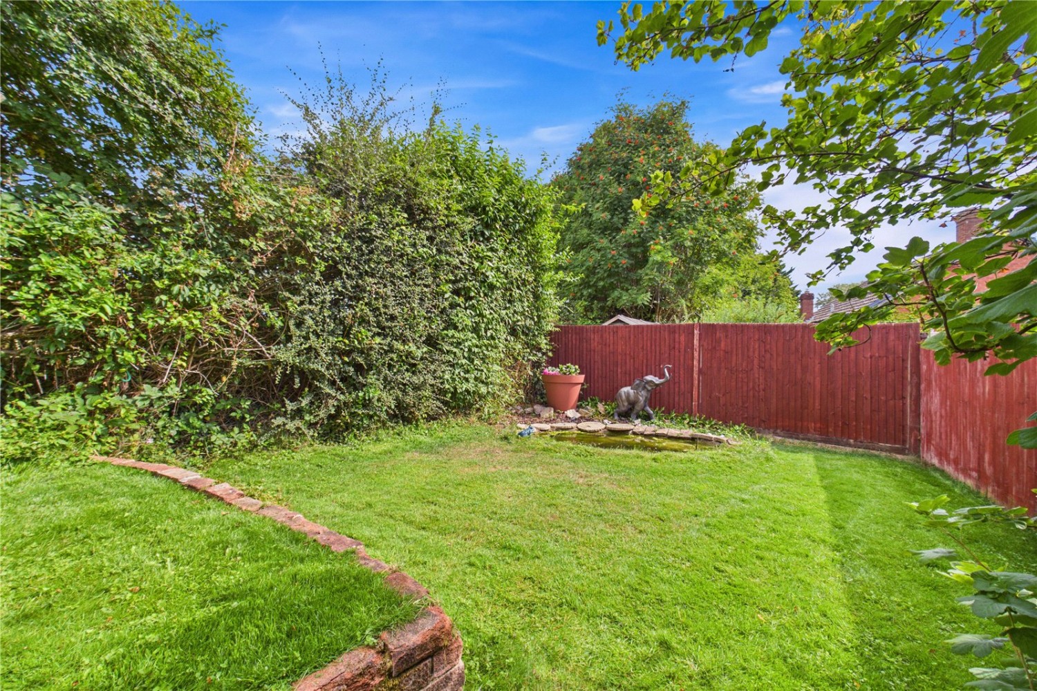 Burghfield Common, Reading, Berkshire