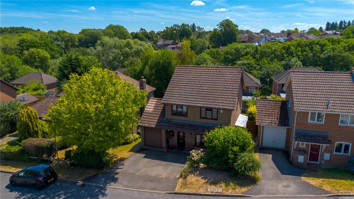Burghfield Common, Reading, Berkshire