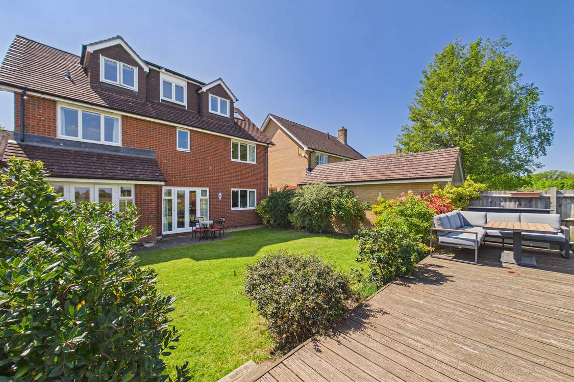 4 bedroom House for sale in Burghfield, Reading, Berkshire