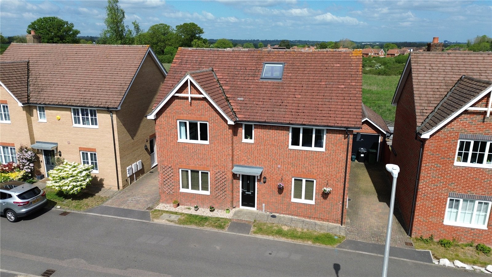 4 bedroom House for sale in Burghfield, Reading, Berkshire