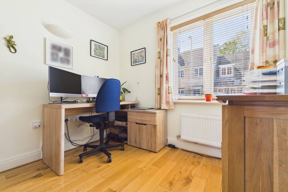 4 bedroom House for sale in Burghfield, Reading, Berkshire