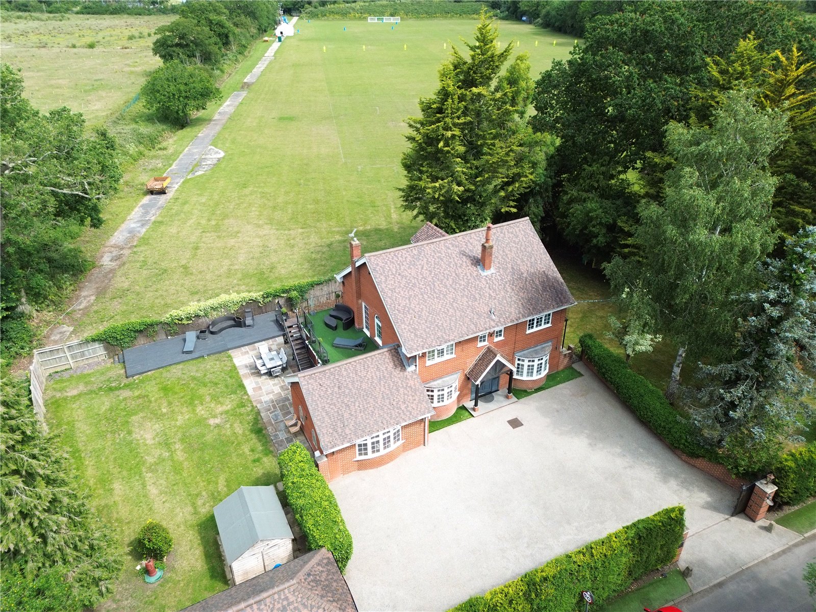 6 bedroom House for sale in Grazeley Green, Reading