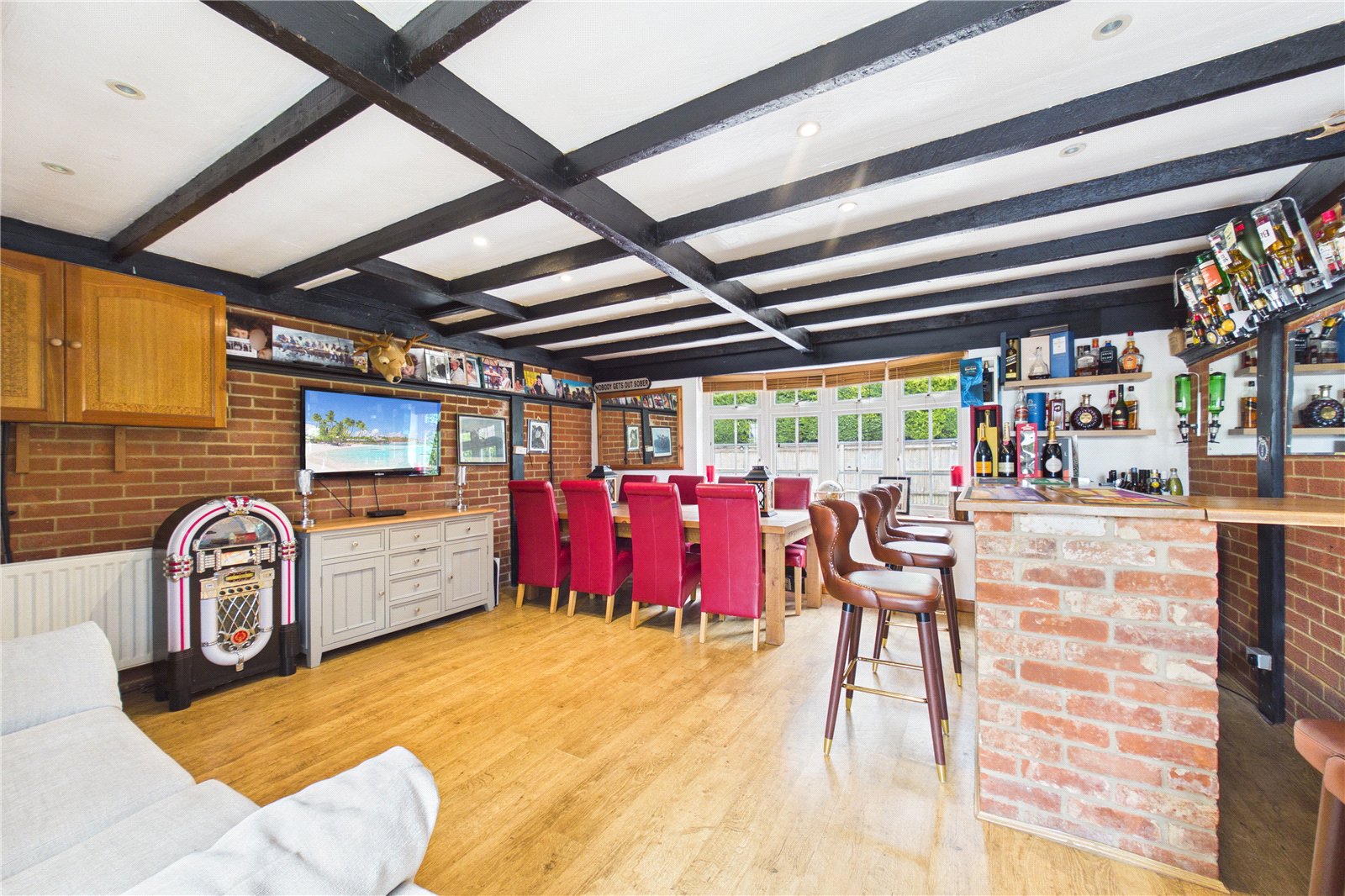 6 bedroom House for sale in Grazeley Green, Reading
