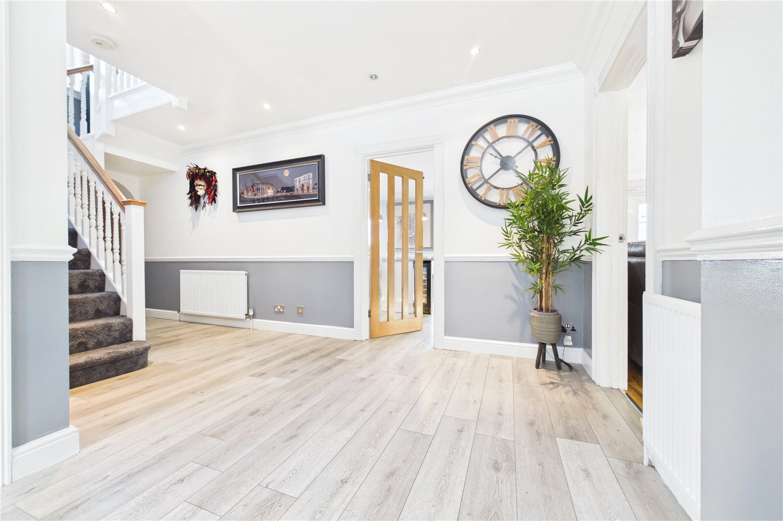 6 bedroom House for sale in Grazeley Green, Reading