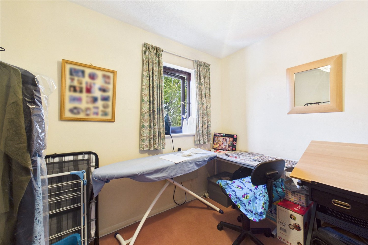 Victoria Road, Mortimer Common, Reading