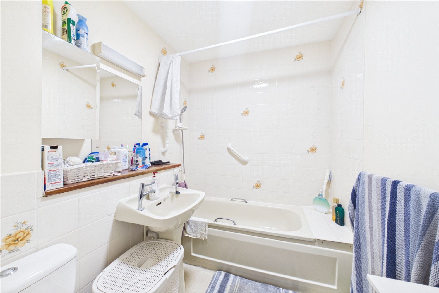 Victoria Road, Mortimer Common, Reading