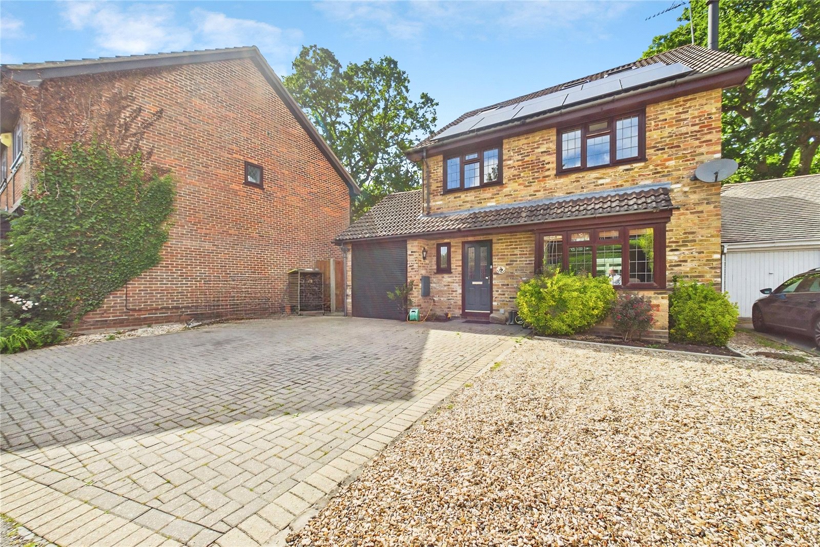 Burghfield Common, Reading, Berkshire