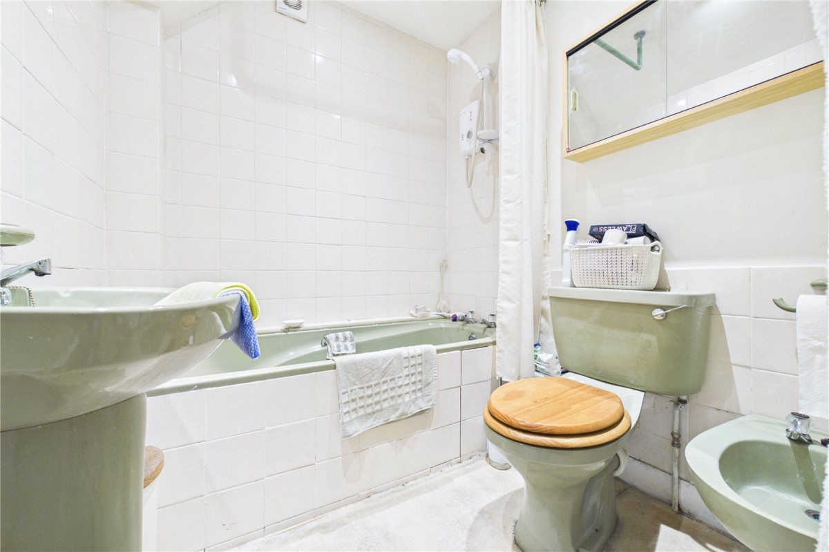 Burghfield Common, Reading, Berkshire