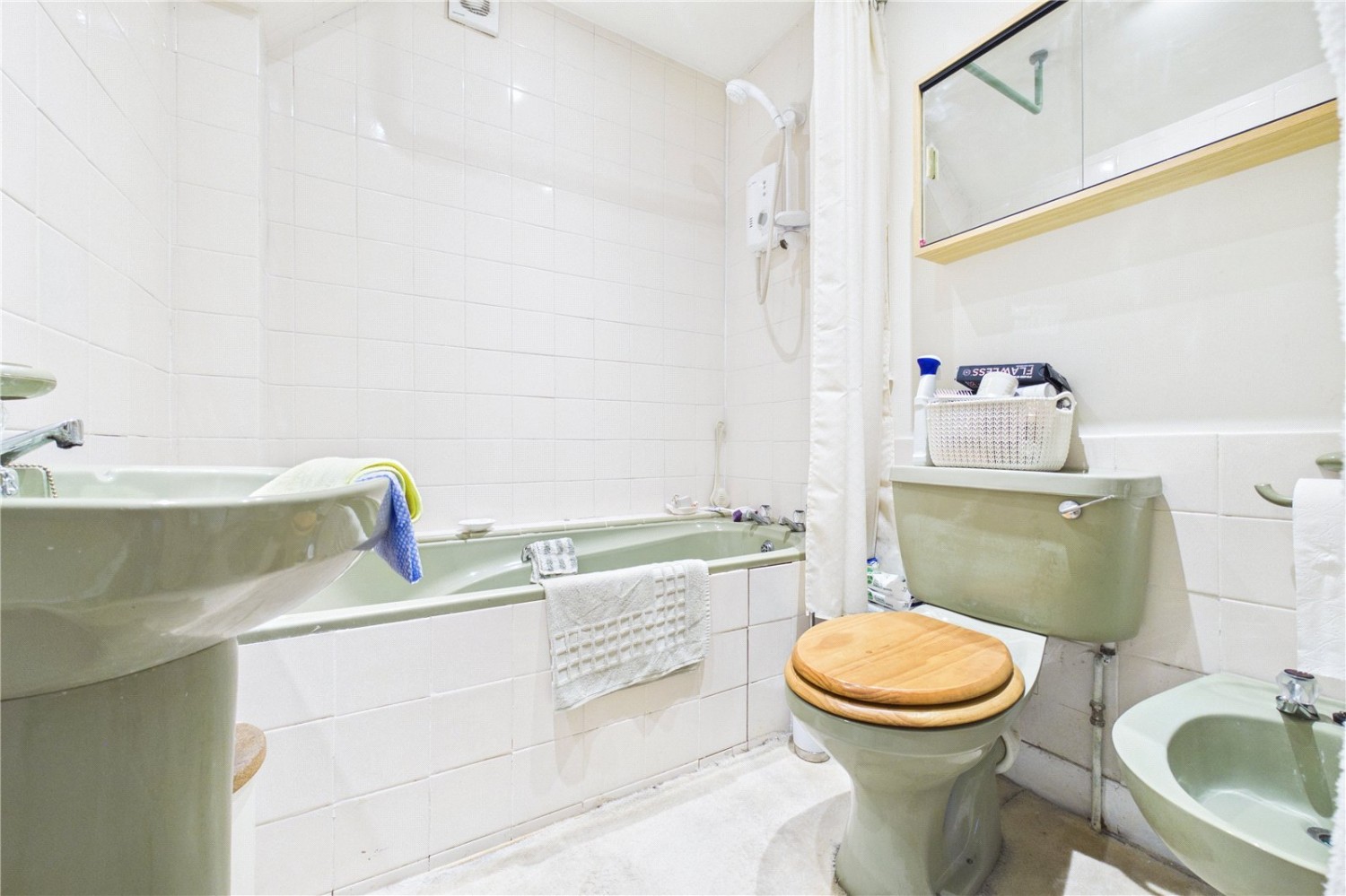 Burghfield Common, Reading, Berkshire