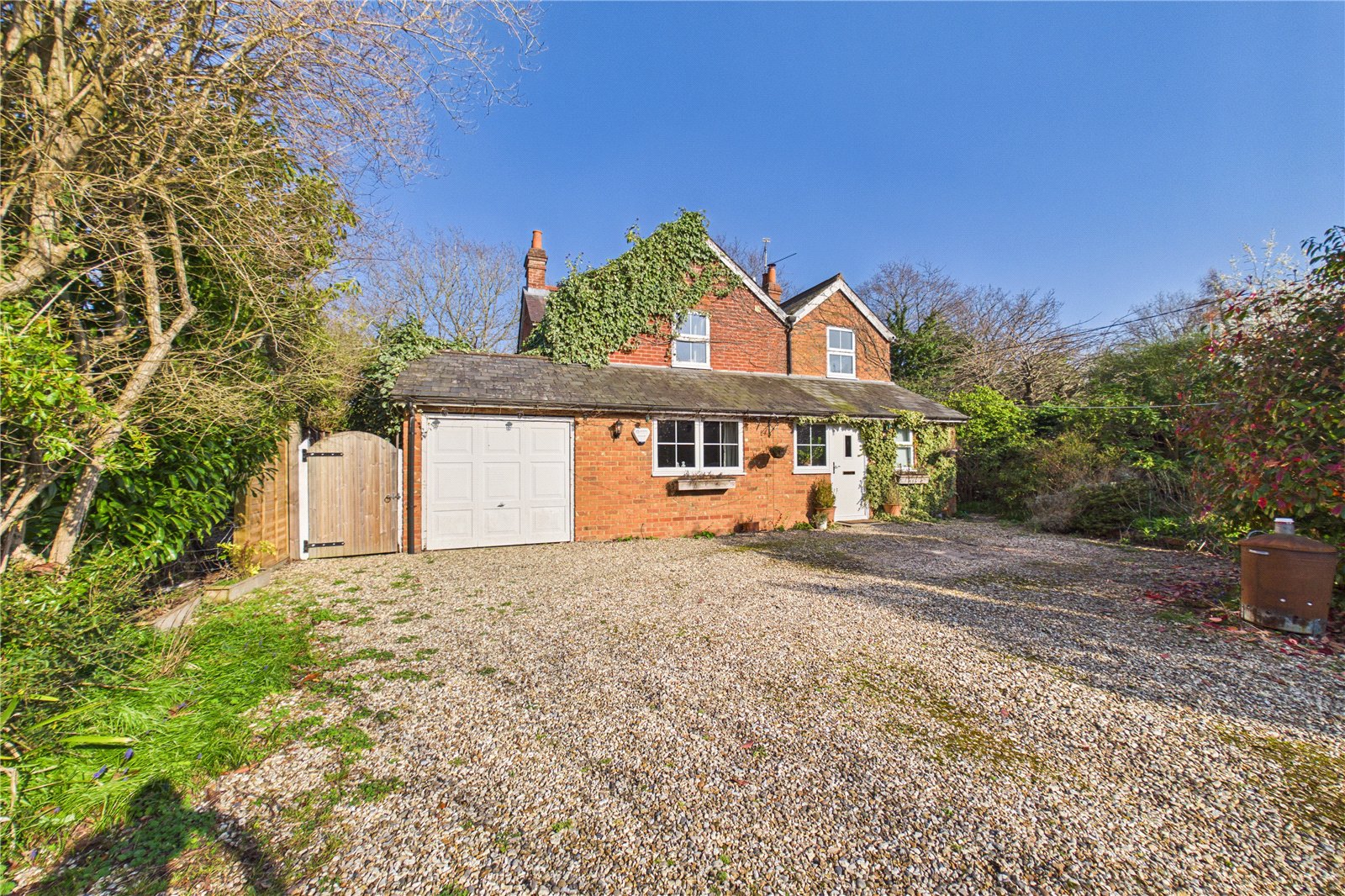 4 bedroom House for sale in Burghfield Common, Reading, Berkshire