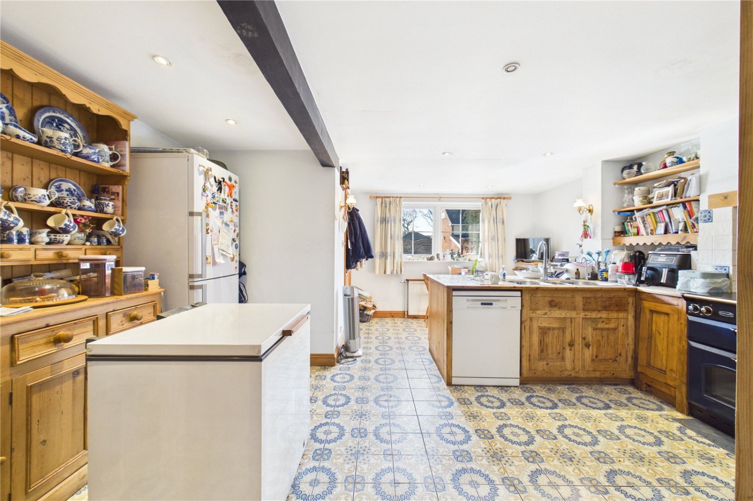 Burghfield Common, Reading, Berkshire