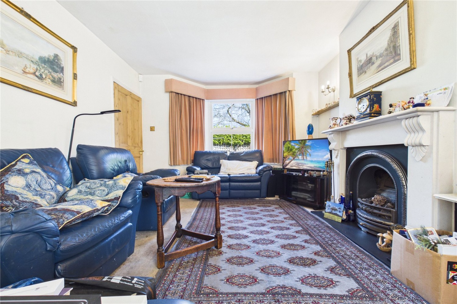 Burghfield Common, Reading, Berkshire