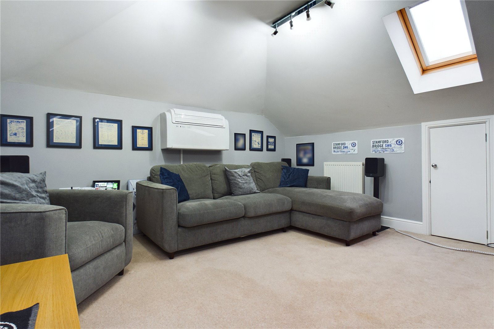 5 bedroom House for sale in Mortimer, Reading