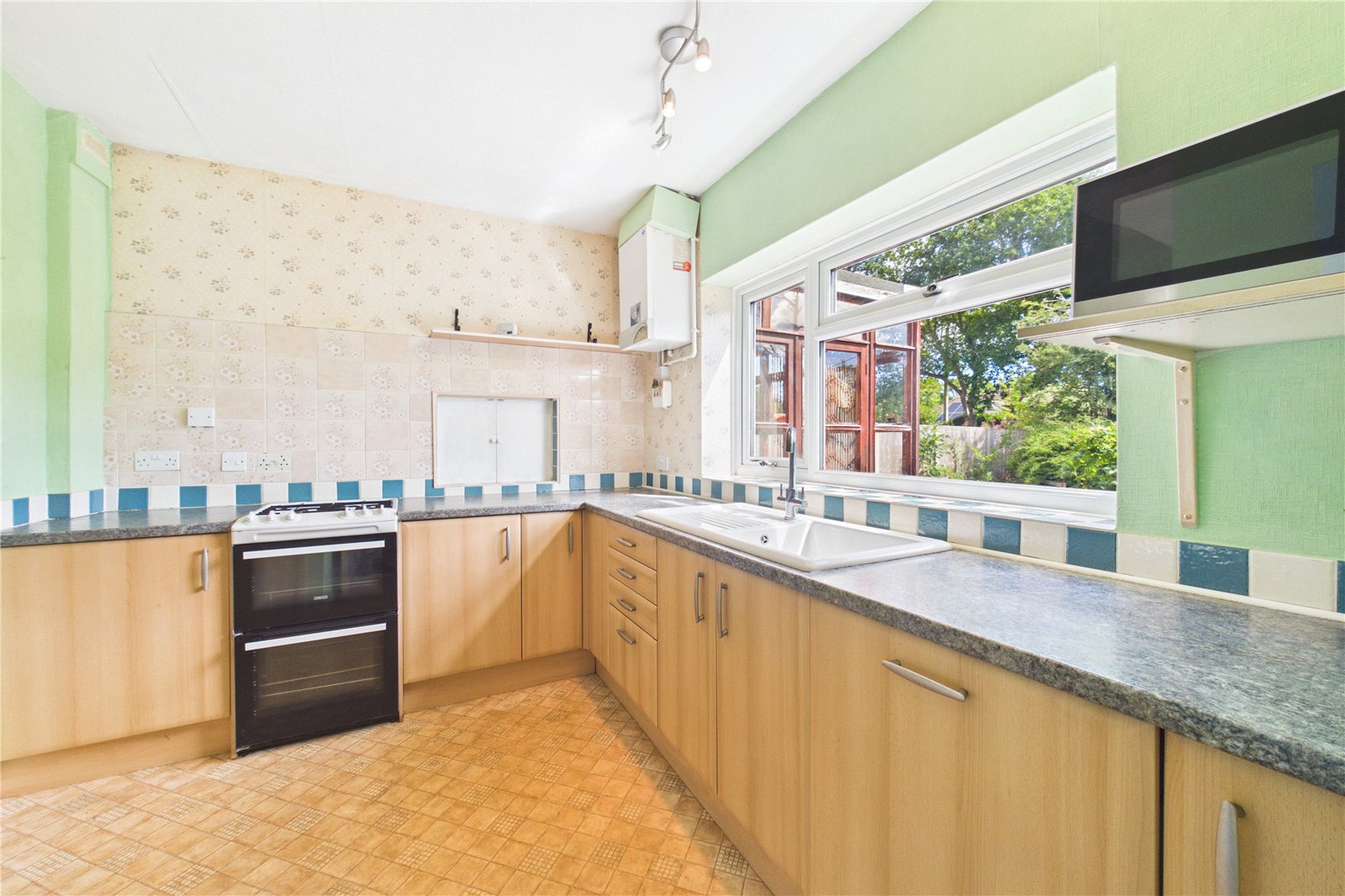 3 bedroom House for sale in Burghfield Common, Reading, Berkshire