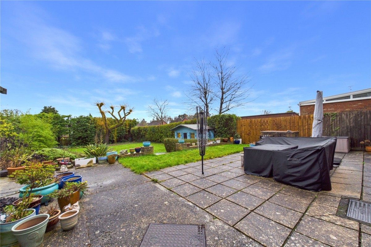 Burghfield Common, Reading, Berkshire