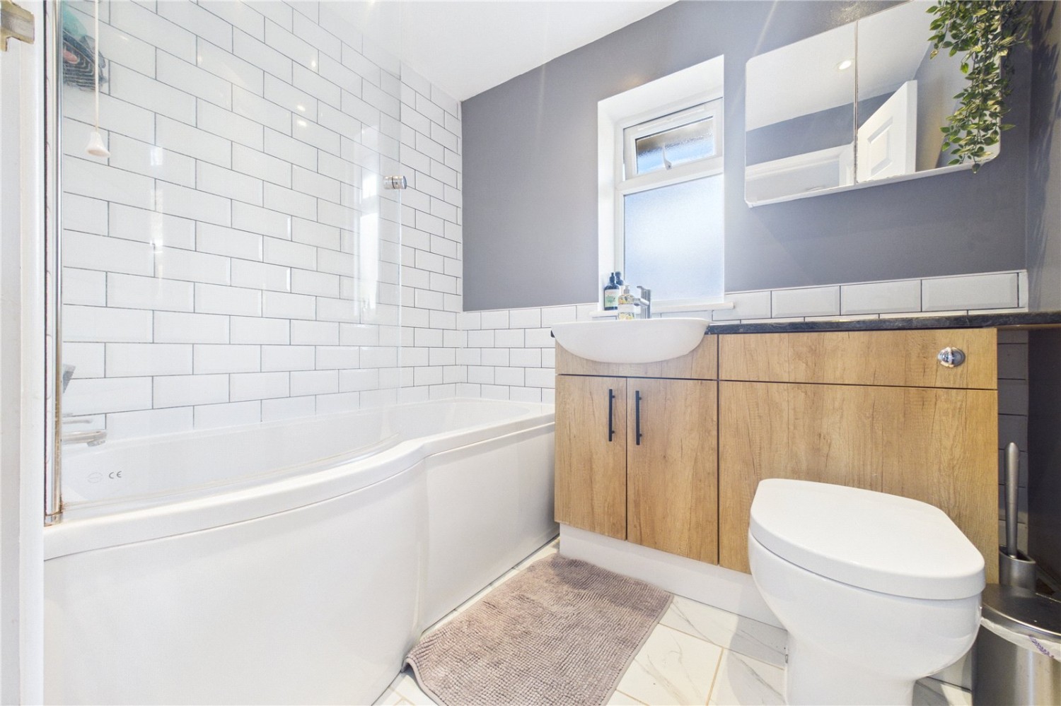 Burghfield Common, Reading, Berkshire