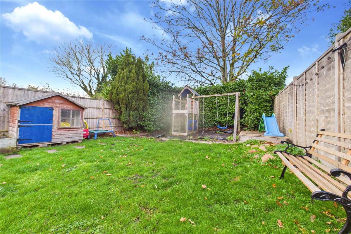 Burghfield Common, Reading, Berkshire