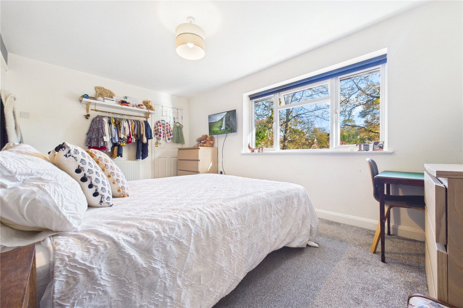 Burghfield Common, Reading, Berkshire