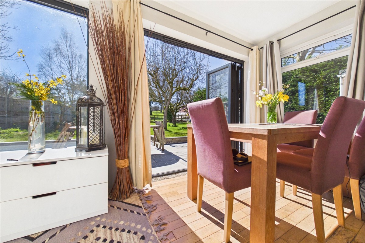 Burghfield, Reading, Berkshire