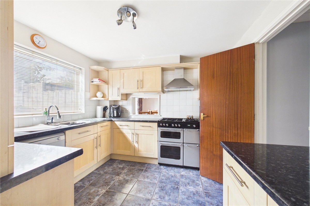 Burghfield Common, Reading, Berkshire