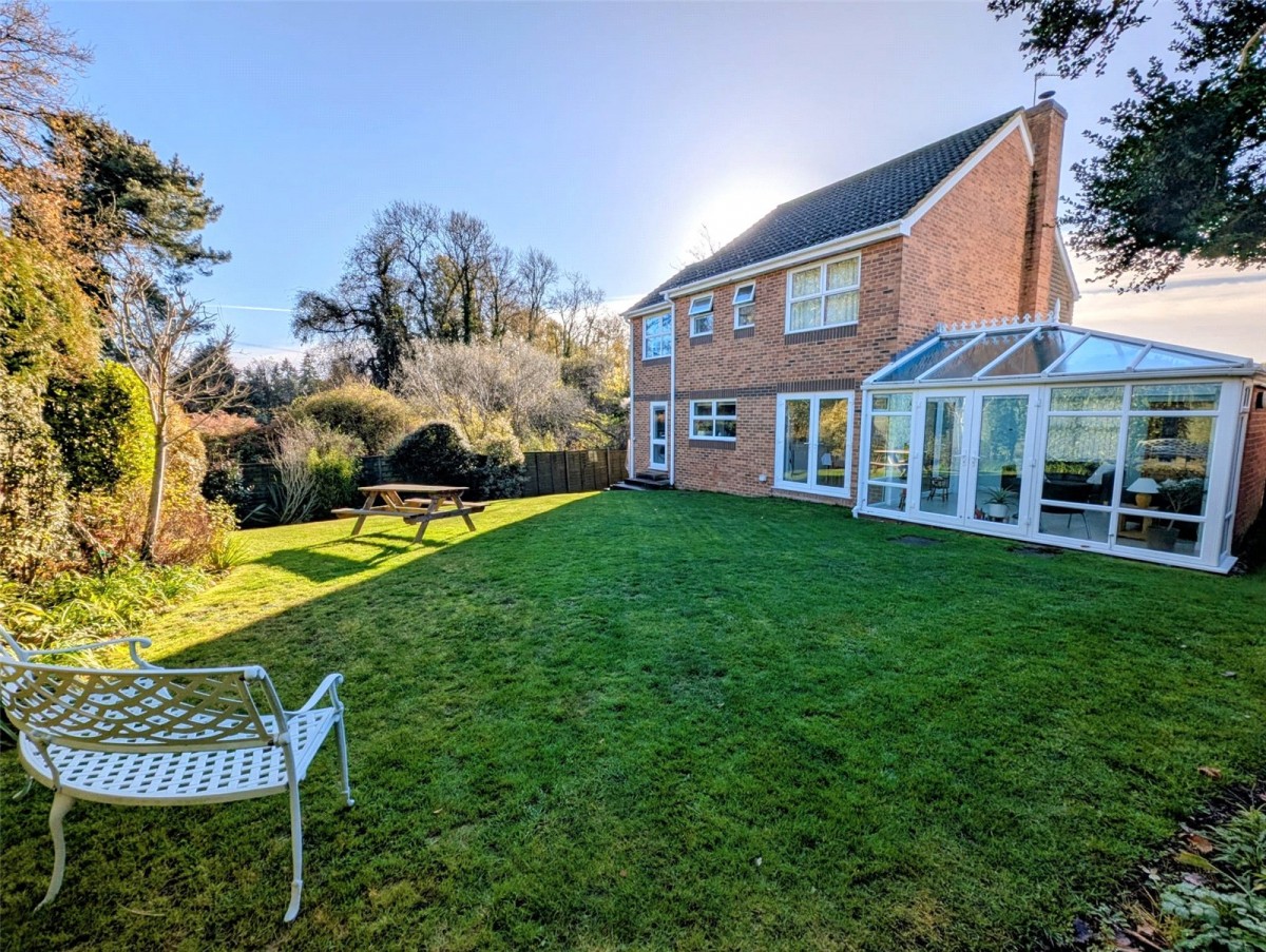 Burghfield Common, Reading