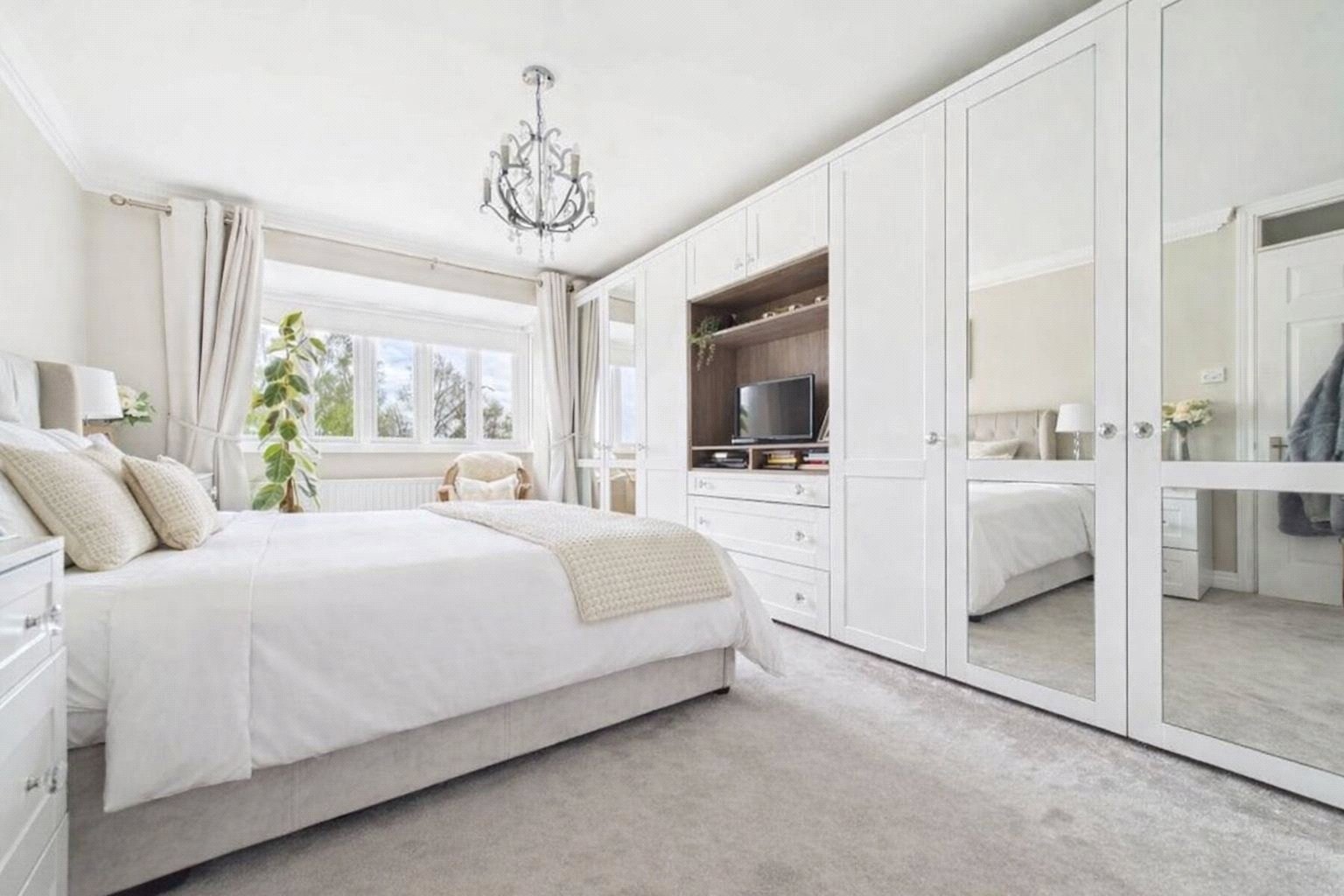 5 bedroom House for sale in Burghfield Common, Reading, Berkshire