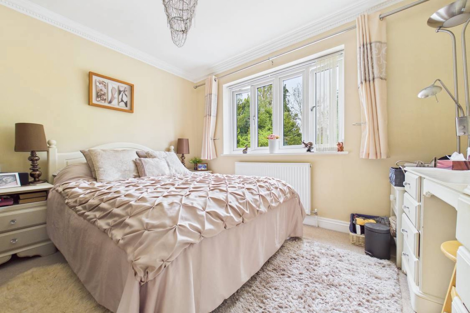 Burghfield Common, Reading, Berkshire