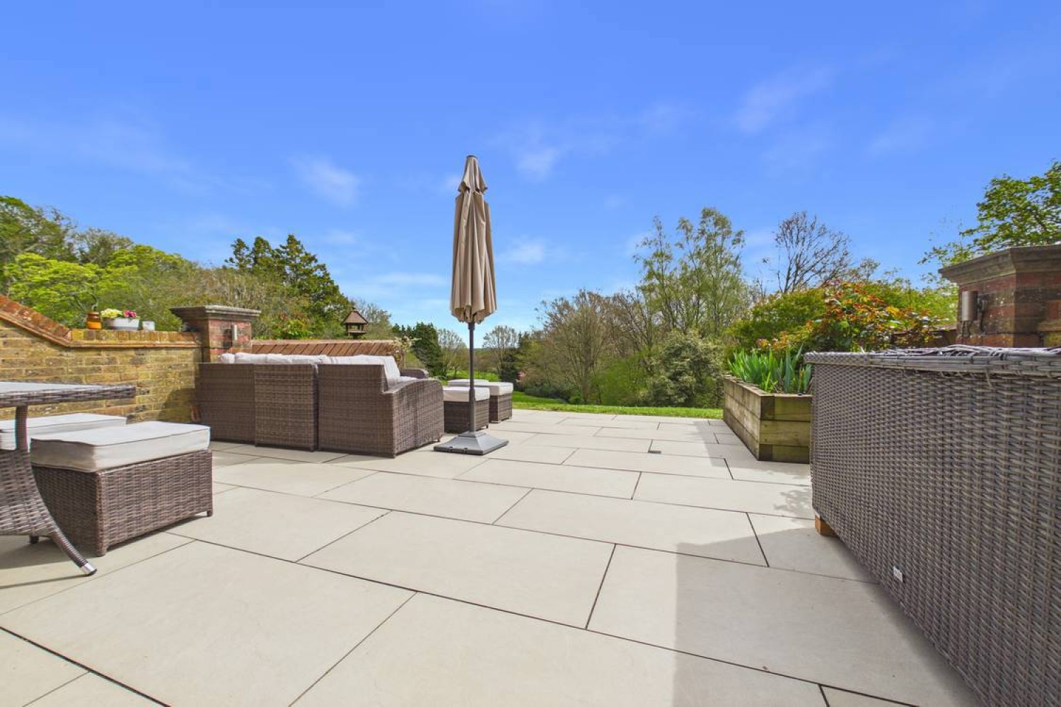 Burghfield Common, Reading, Berkshire