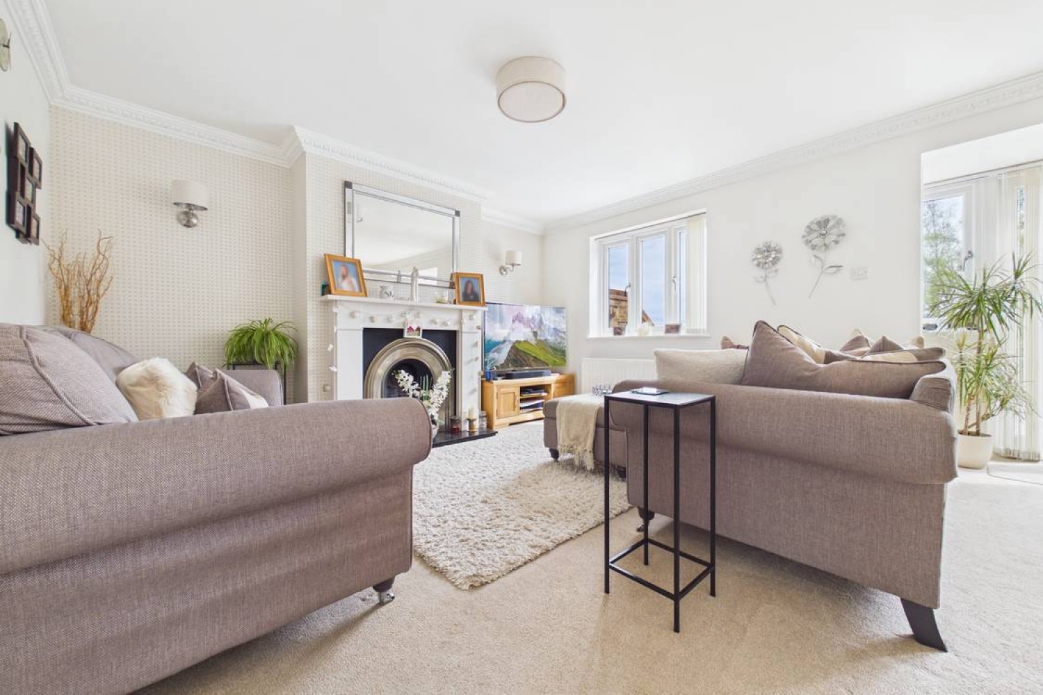 Burghfield Common, Reading, Berkshire