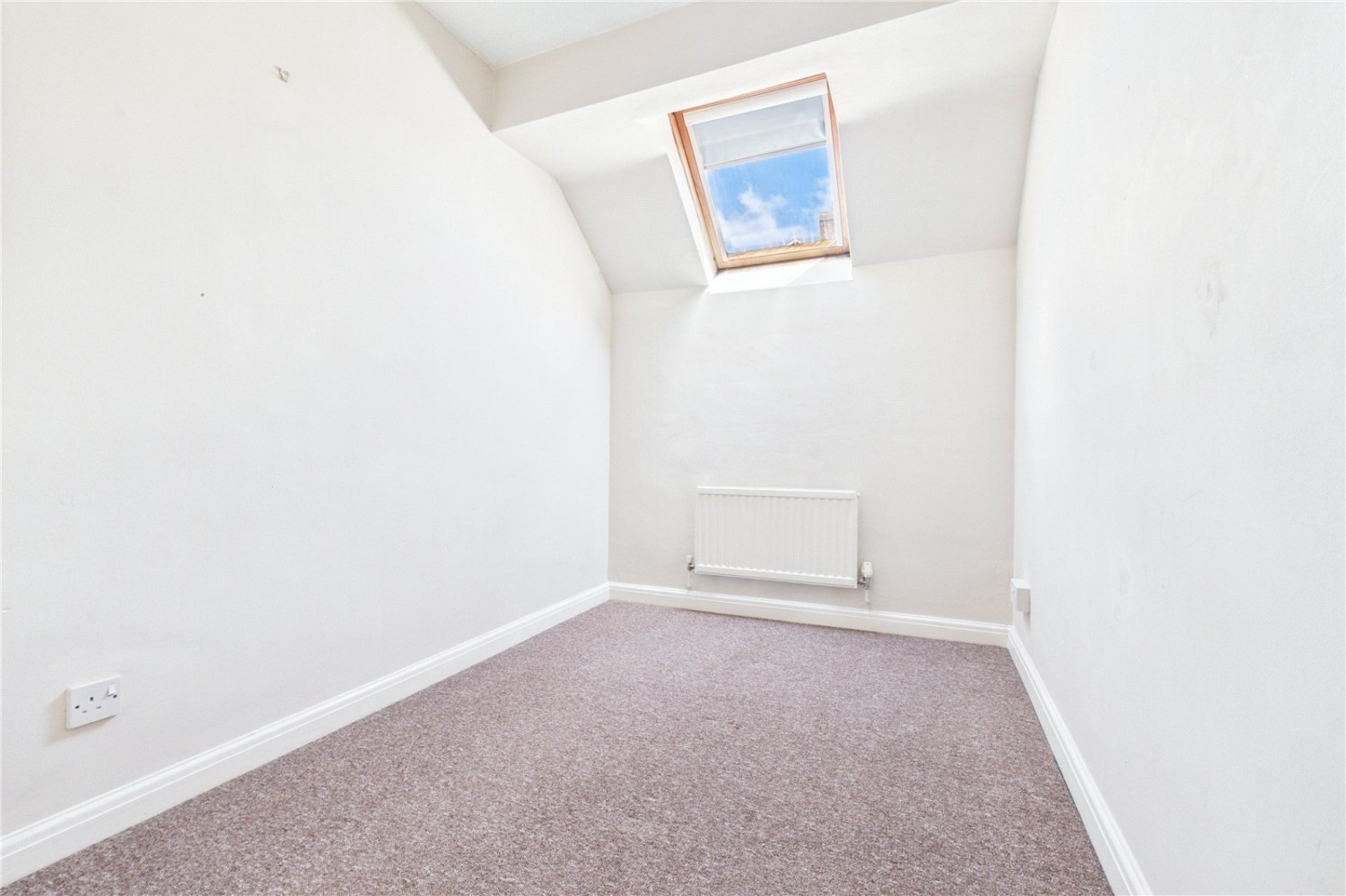 Burghfield Common, Reading, Berkshire